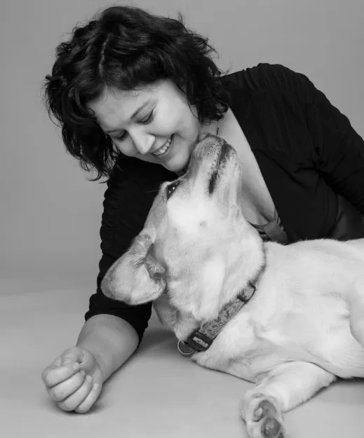 Anita Gomsi mit Hund